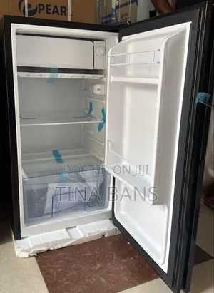 90litres Binatone Table Top Fridge