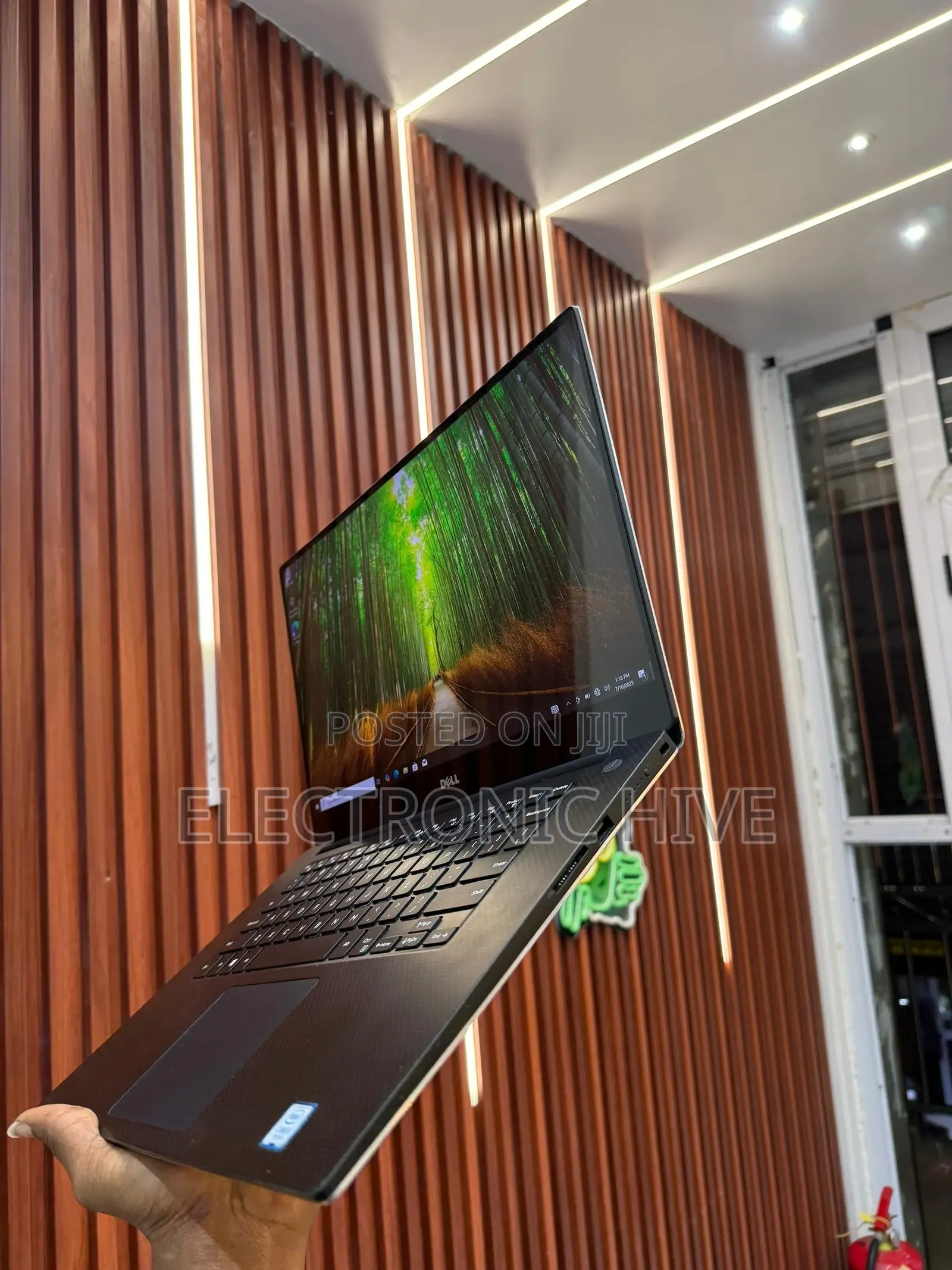 Laptop Dell Precision 5520 16GB Intel Core I5 SSD 256GB