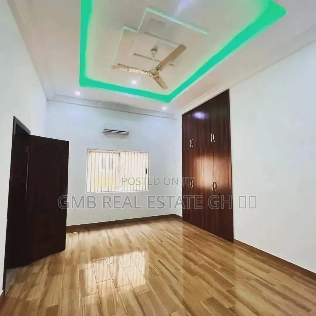 3bdrm House in Oyarifa for sale