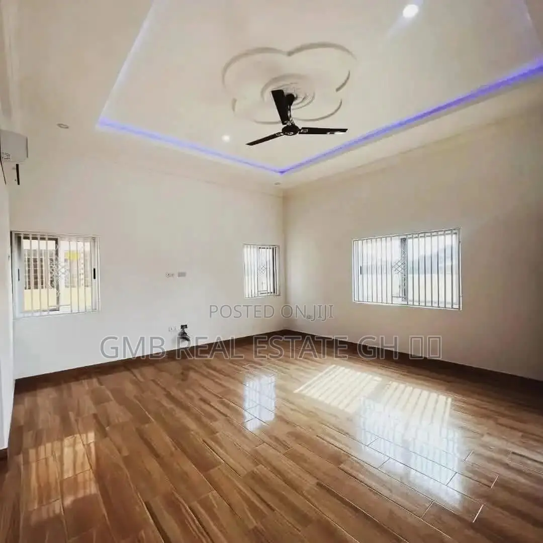 3bdrm House in Oyarifa for sale
