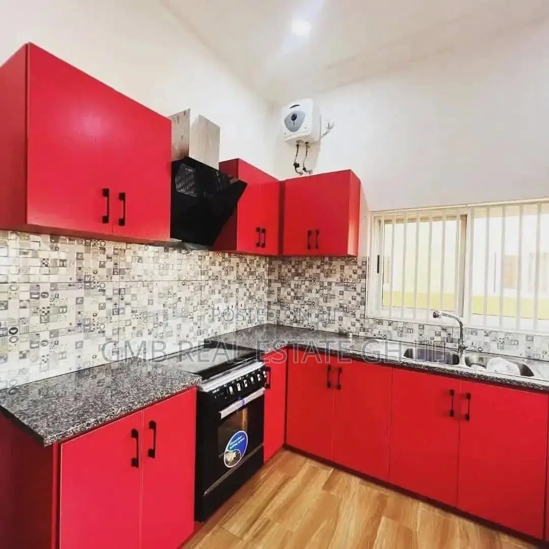 3bdrm House in Oyarifa for sale