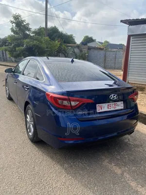 Hyundai Sonata Sport 2.0T Sedan FWD (2.0L 4cyl 6A) 2016 Blue