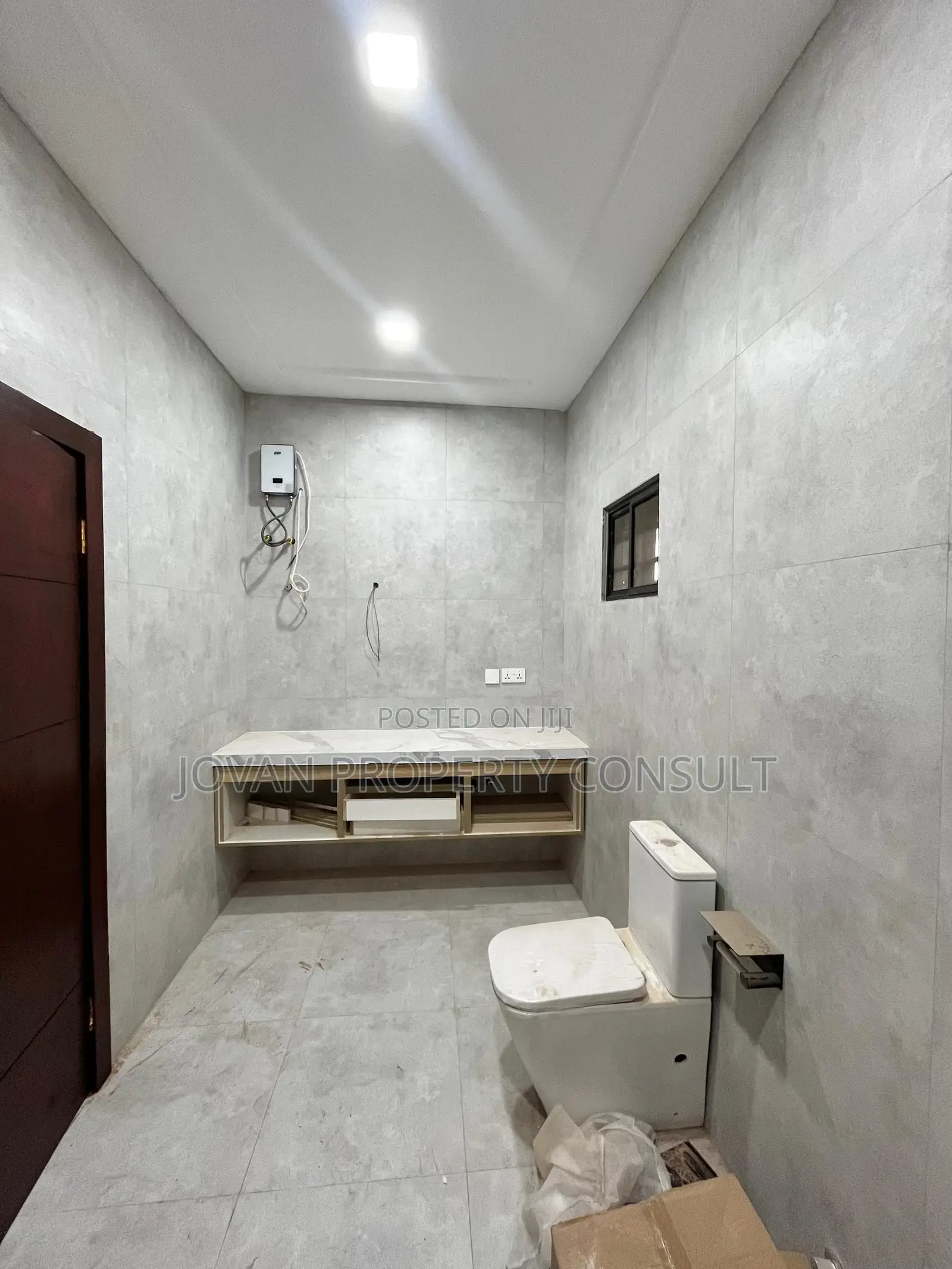 3bdrm House in Pokuase Fise for sale