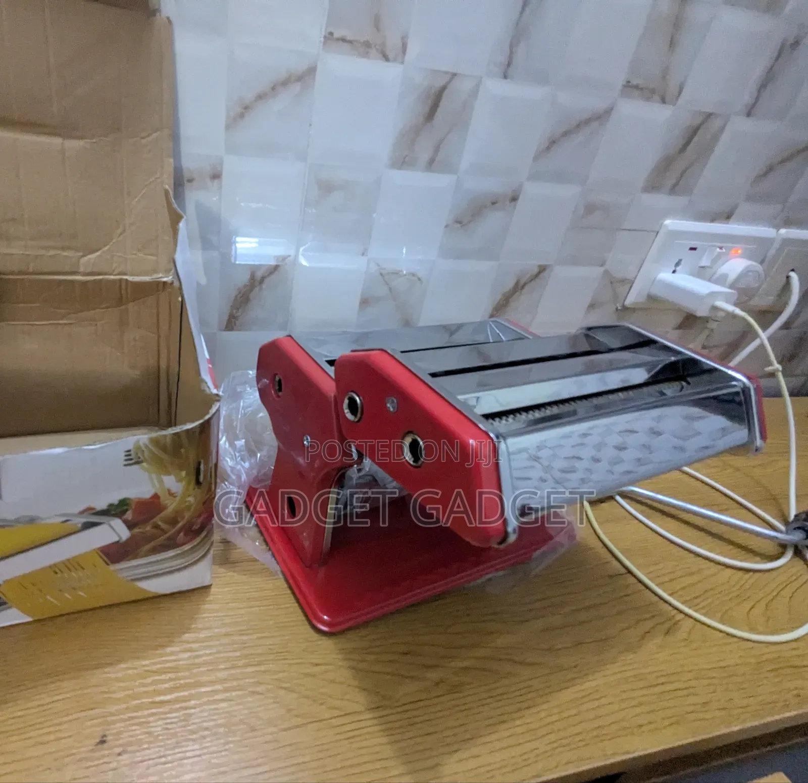 Chips Maker /Chips Machine/Pasta Machine