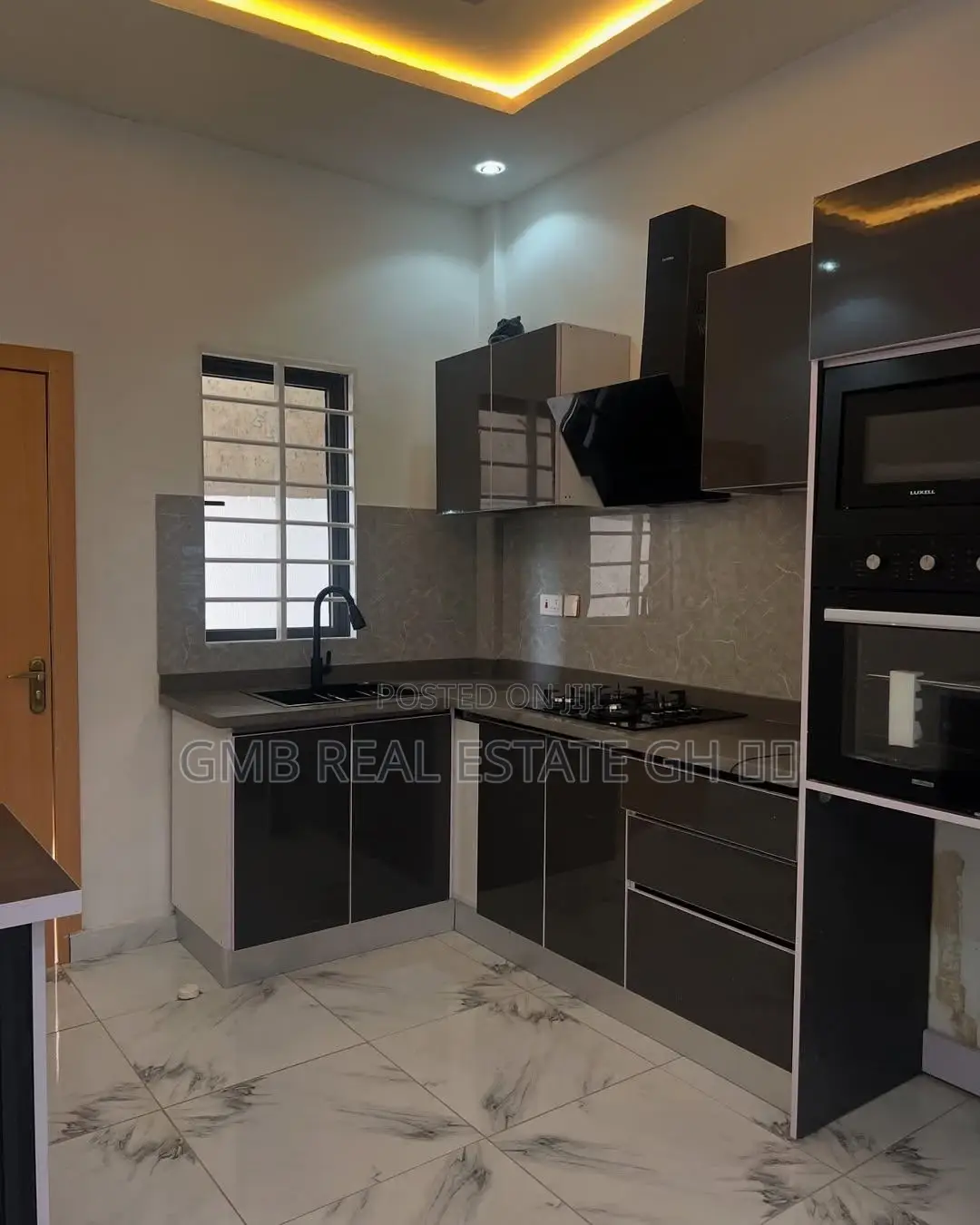2bdrm House in Ashaley Botwe for sale