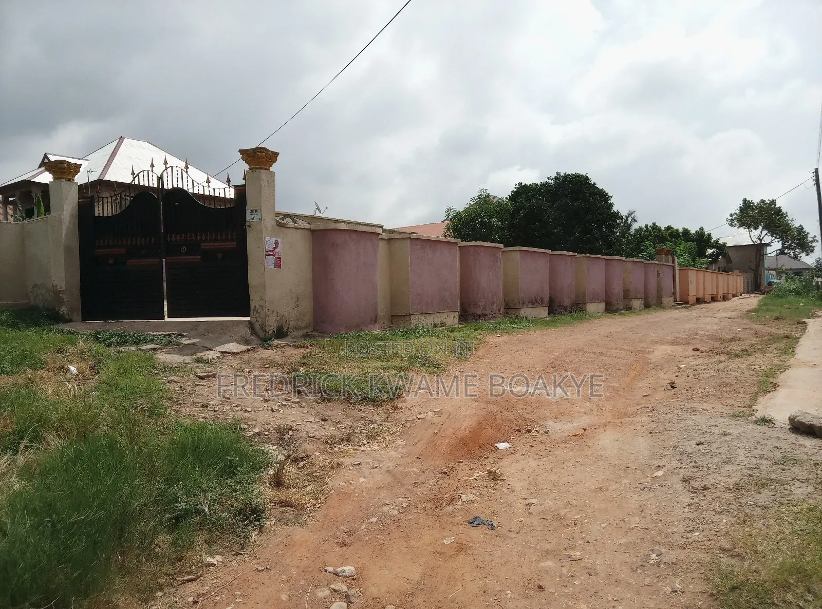 6bdrm House in Brother K Estate, Kumasi Metropolitan for sale