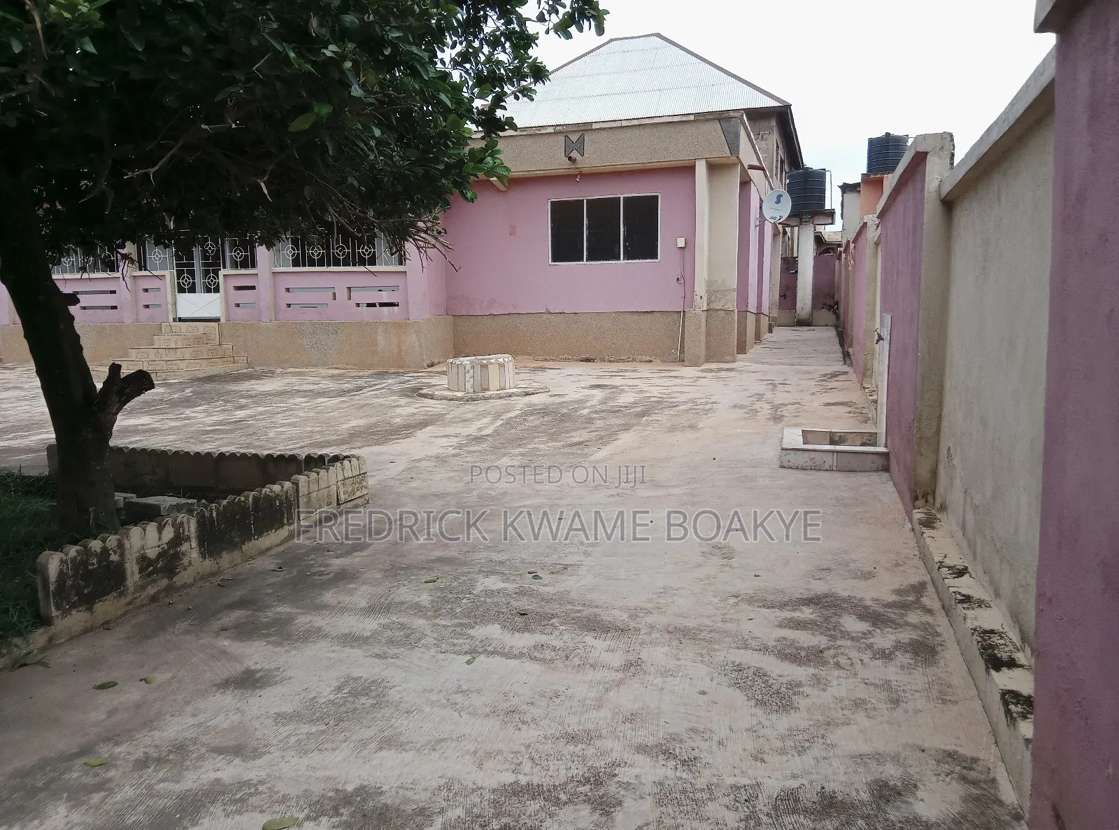 6bdrm House in Brother K Estate, Kumasi Metropolitan for sale