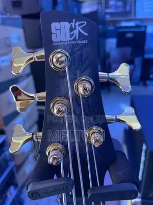 Soundgear By Ibanez Active Bass Guitar (Black And Ash Grey)