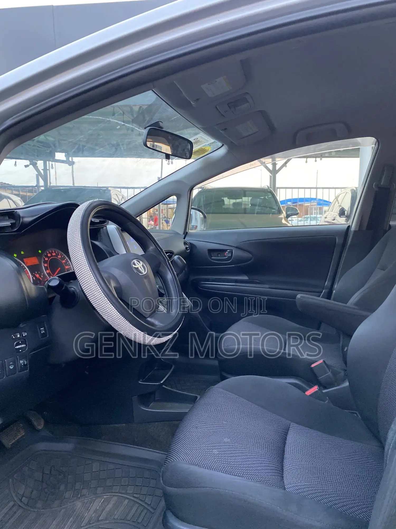 Toyota Wish 2014 Silver