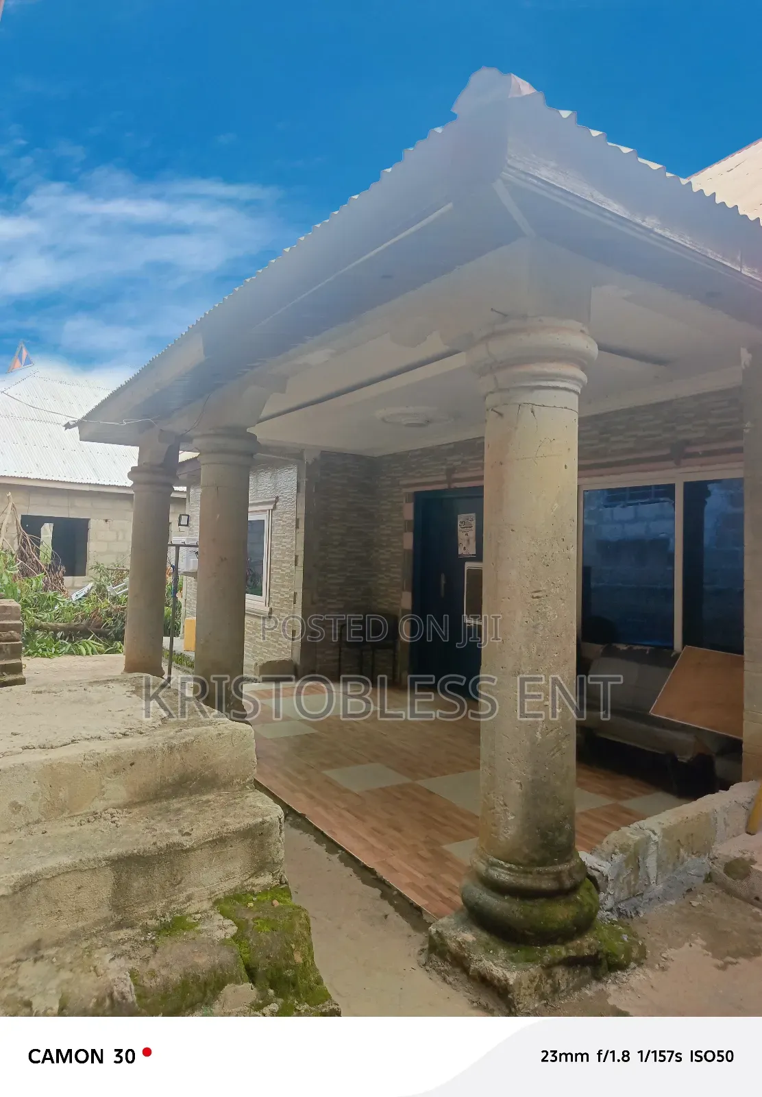 5bdrm House in Obey Francis, Atwima Nwabiagya for sale