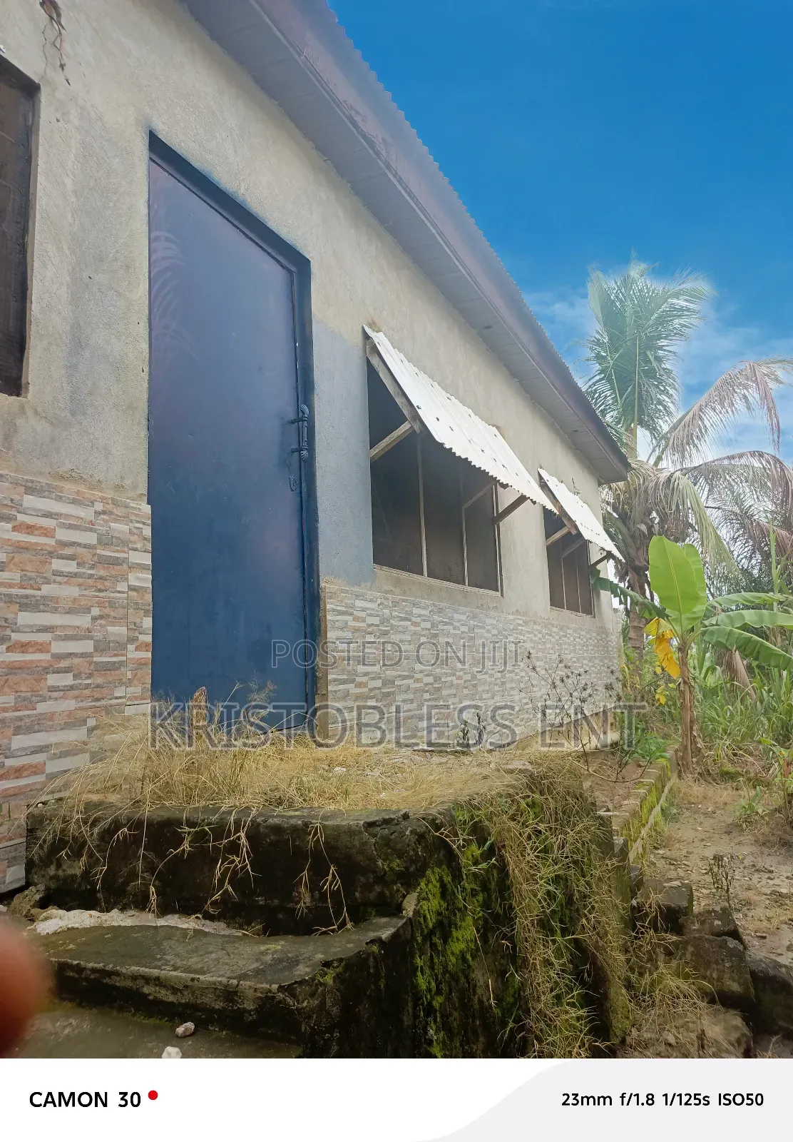 5bdrm House in Obey Francis, Atwima Nwabiagya for sale