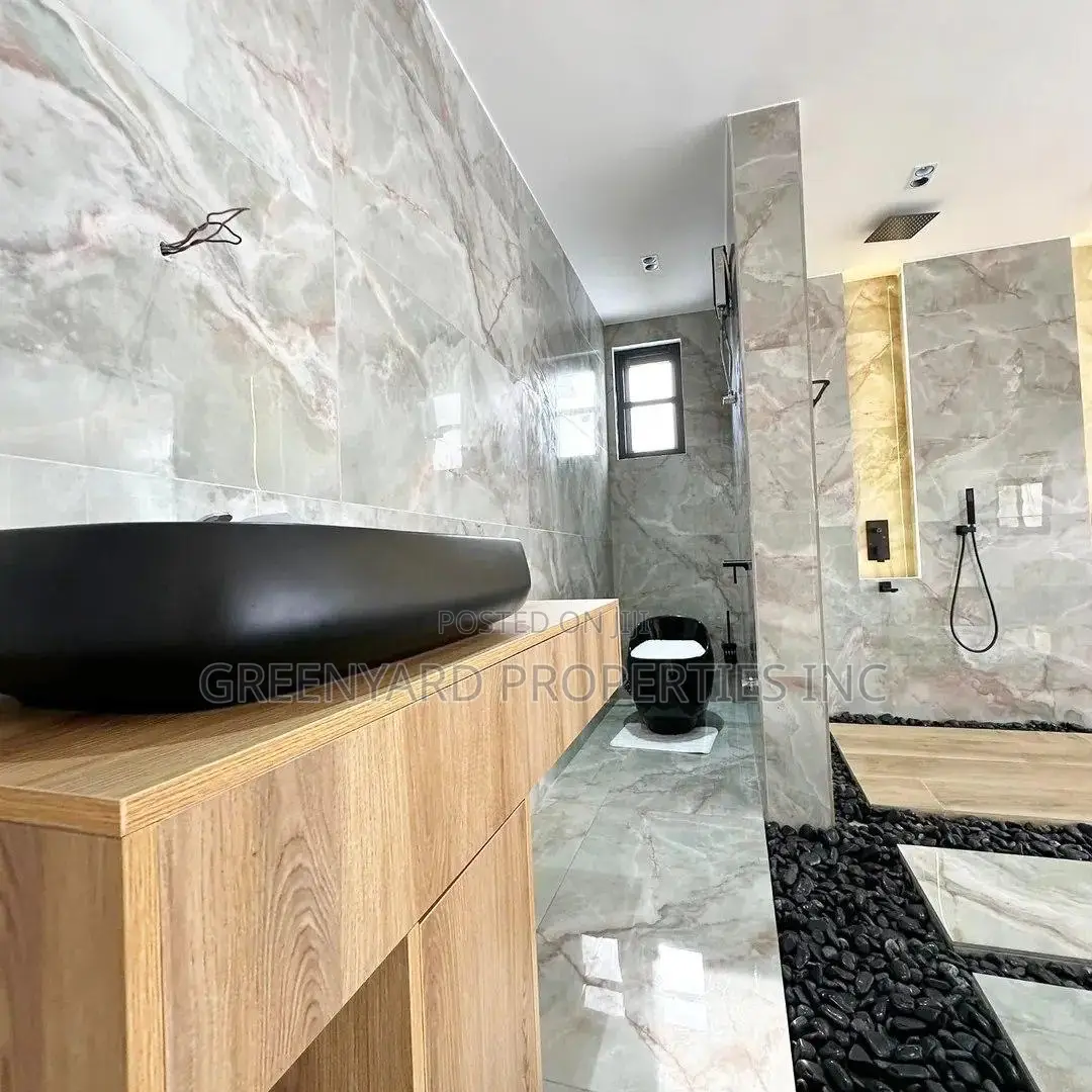 Furnished 4bdrm House in East Legon for sale