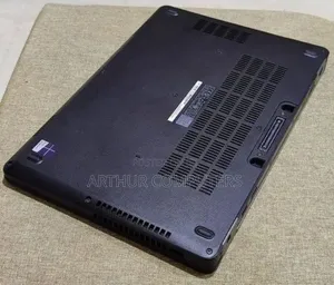 Laptop Dell Latitude 7400 8GB Intel Core I7 SSD 256GB