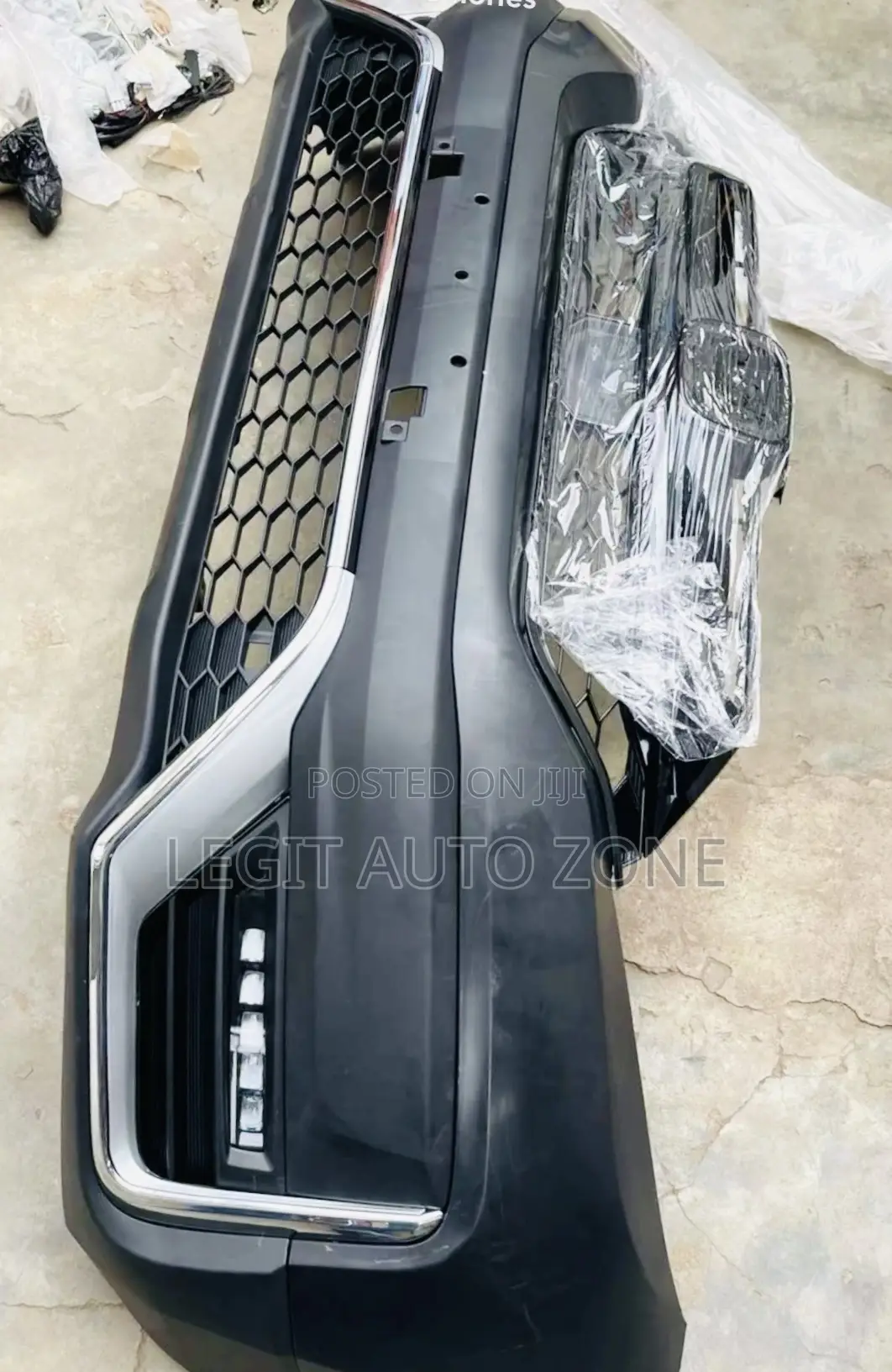 Honda CRV 2019,2020,2021, Front Bumper Complete Available