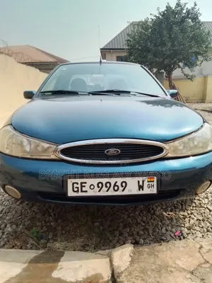 Photo - Ford Mondeo 1998 Blue