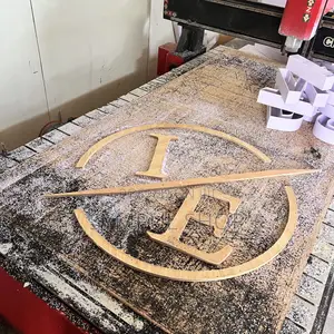 Wood Wedding Cut