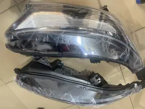 Honda CRV 2018 Headlight