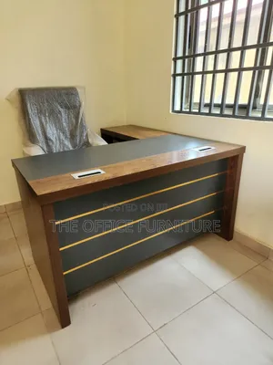 Executive Desk (160cm)