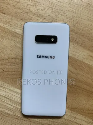 New Samsung Galaxy S10e 128 GB White