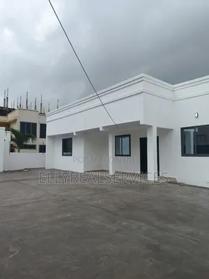 3bdrm House in Ellyrealservices, Ashaley Botwe for rent