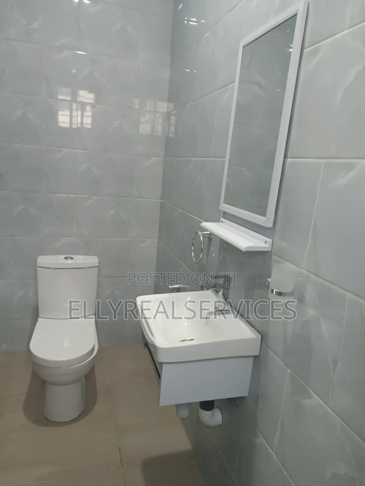 3bdrm House in Ellyrealservices, Ashaley Botwe for rent
