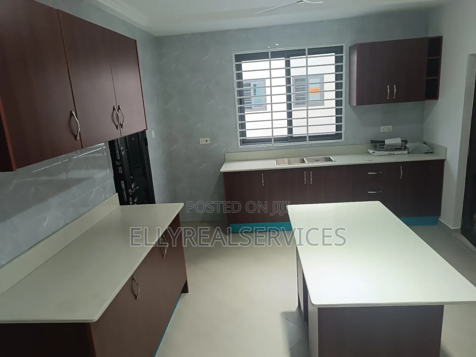 3bdrm House in Ellyrealservices, Ashaley Botwe for rent