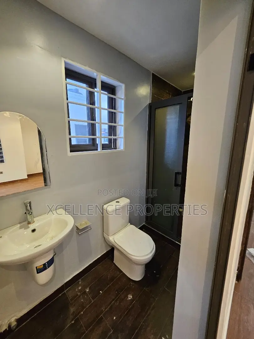 2bdrm Duplex in Xcellence Properties, School Junction for rent