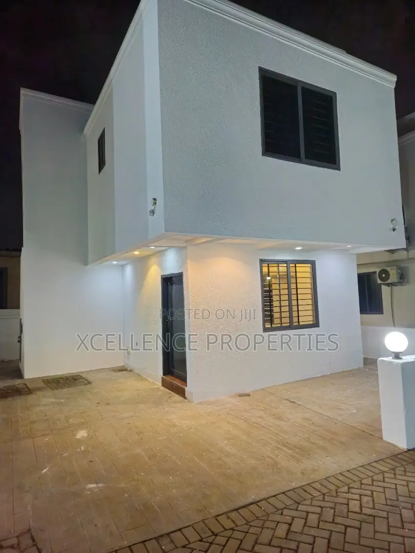 2bdrm Duplex in Xcellence Properties, School Junction for rent