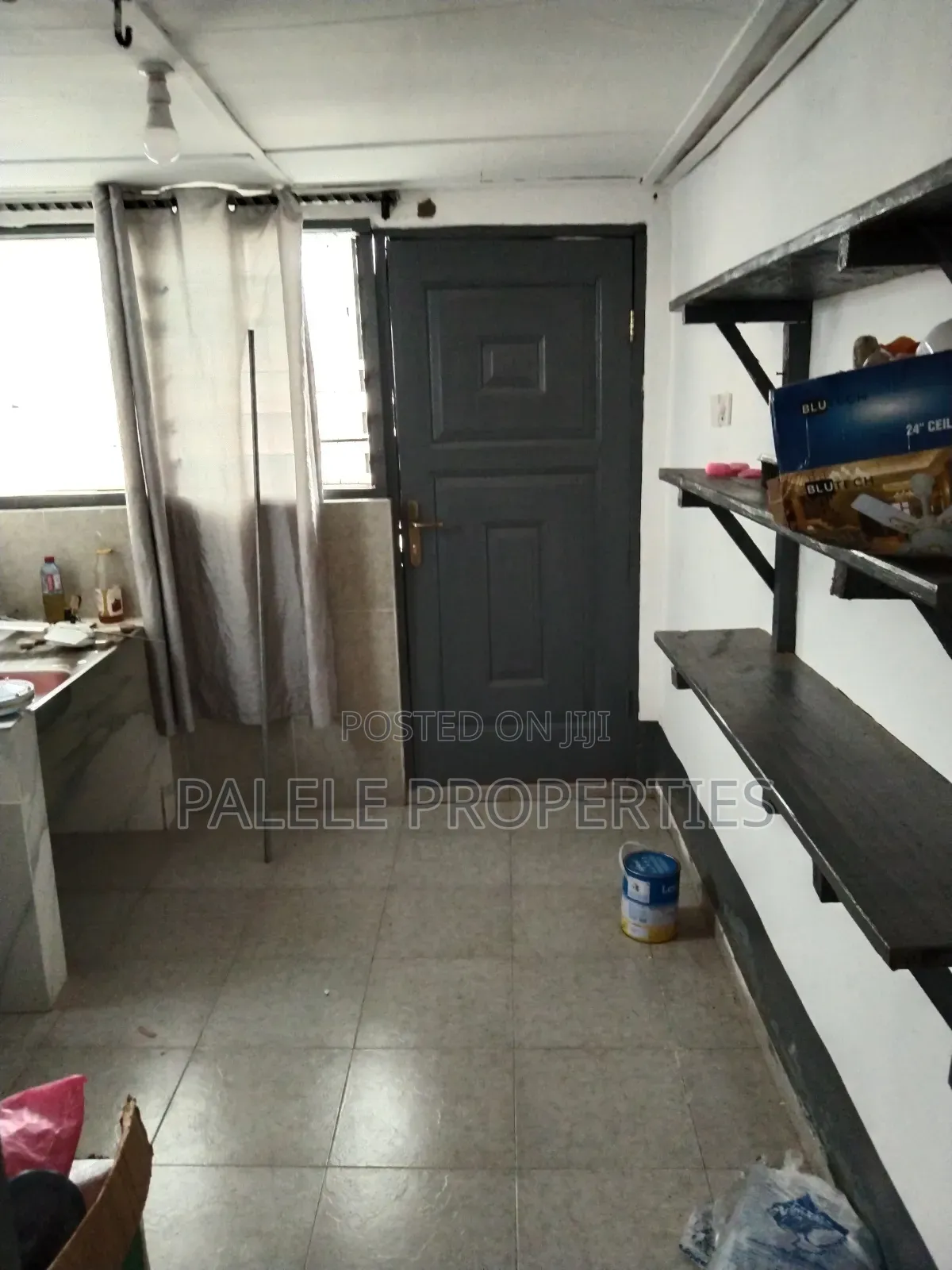 1bdrm House in Dansoman Exhibition for rent