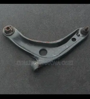 Toyota Vitz/Yaris Lower Arm