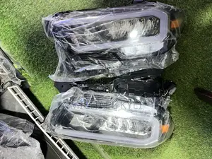 Toyota Tacoma 2016 Spec Headlight