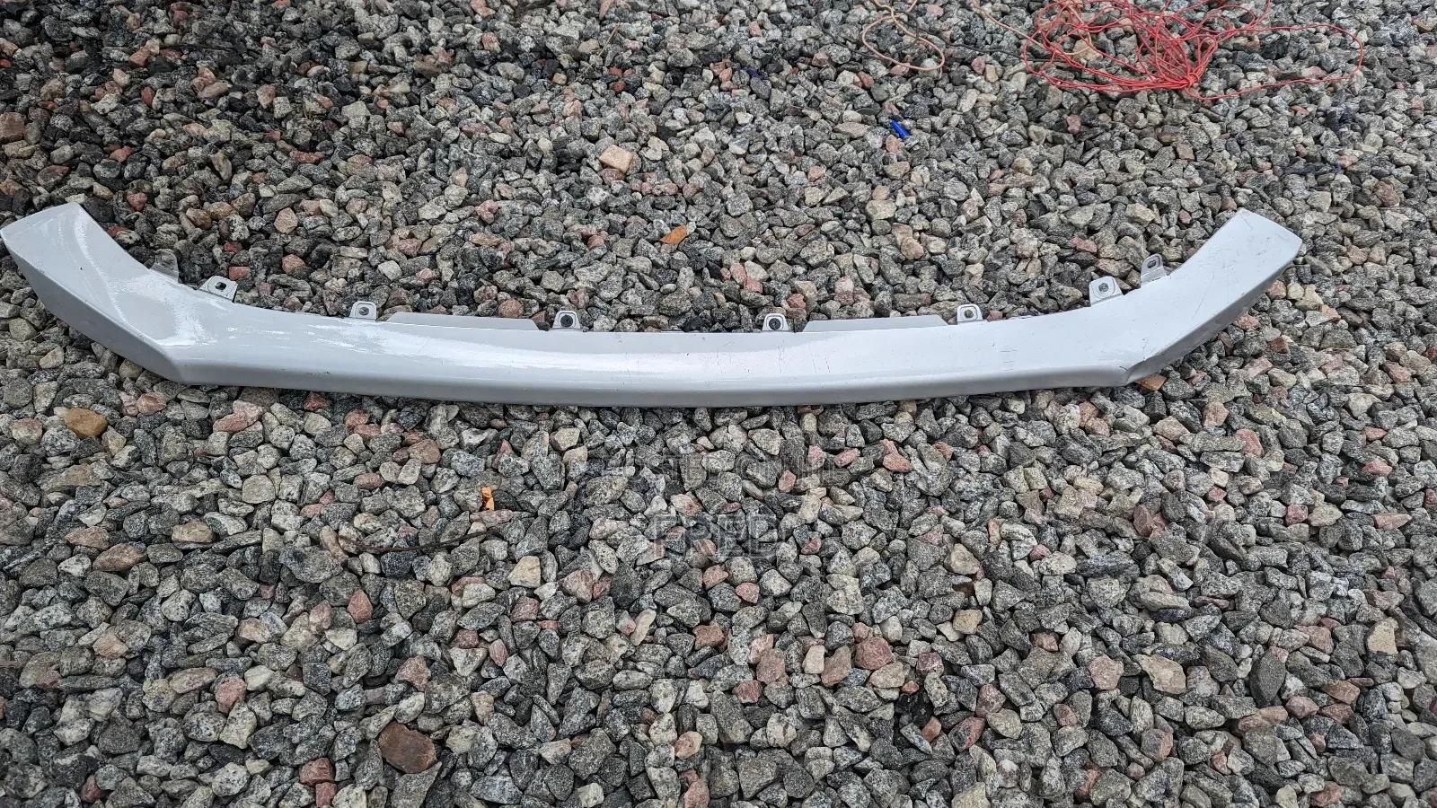 Mitsubishi Outlander Down Grill and Parts Available