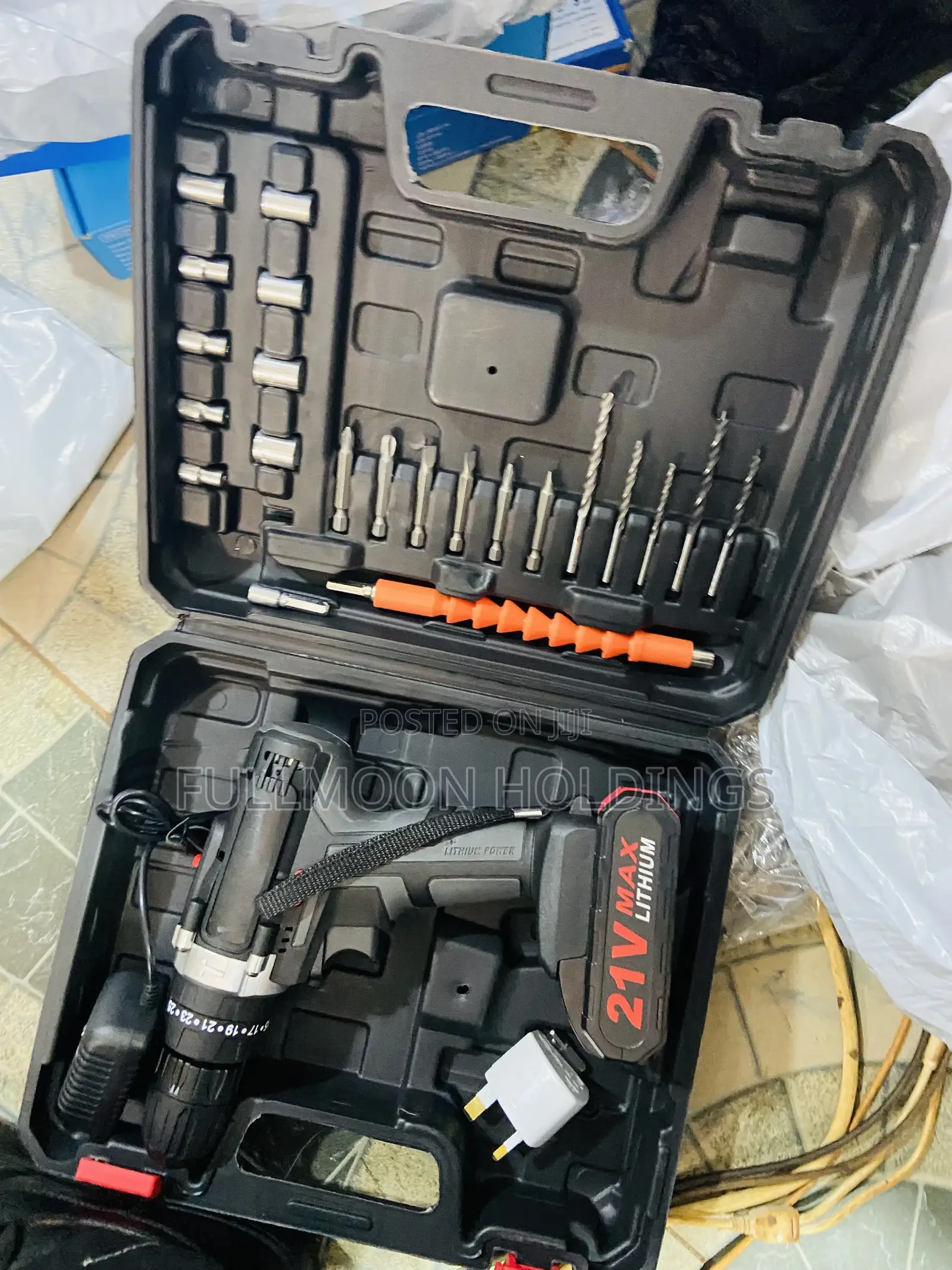 Multifuctional Electric Drill Handheld Screwdriver With 2 Batteries