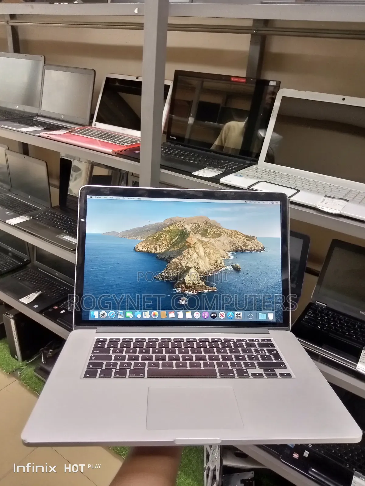 Laptop Apple MacBook Pro 2015 8GB Intel Core i7 SSD 256GB