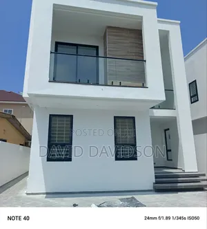 4bdrm House in 4 Bedroom House, Tema Metropolitan for sale