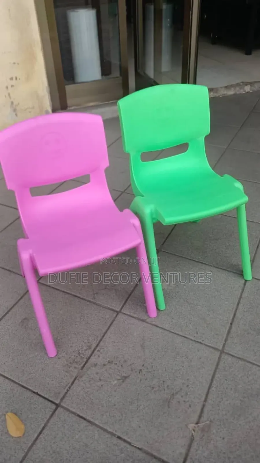 Kids Chair Available for Sale