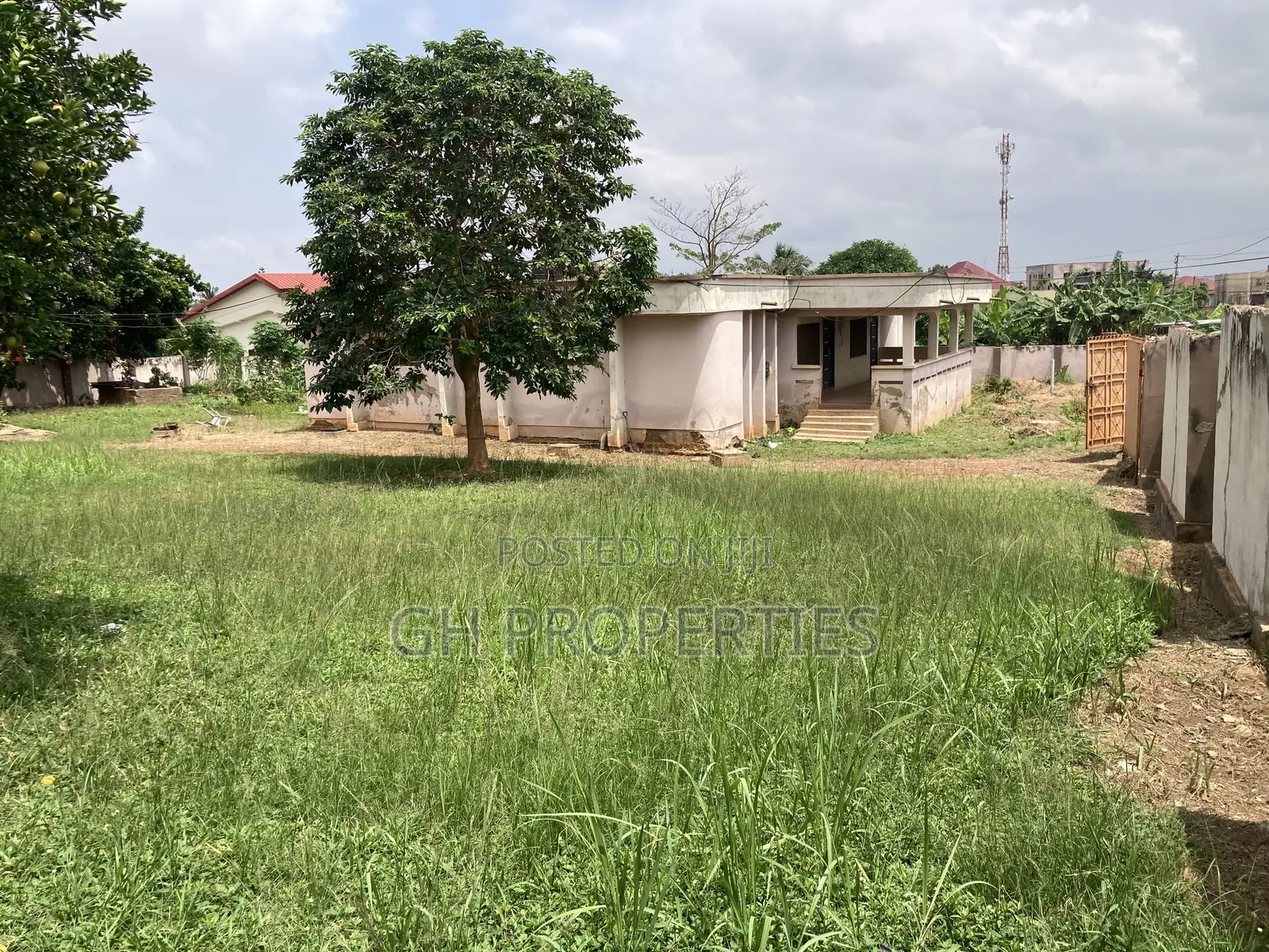 7bdrm House in Daban., Kumasi Metropolitan for sale