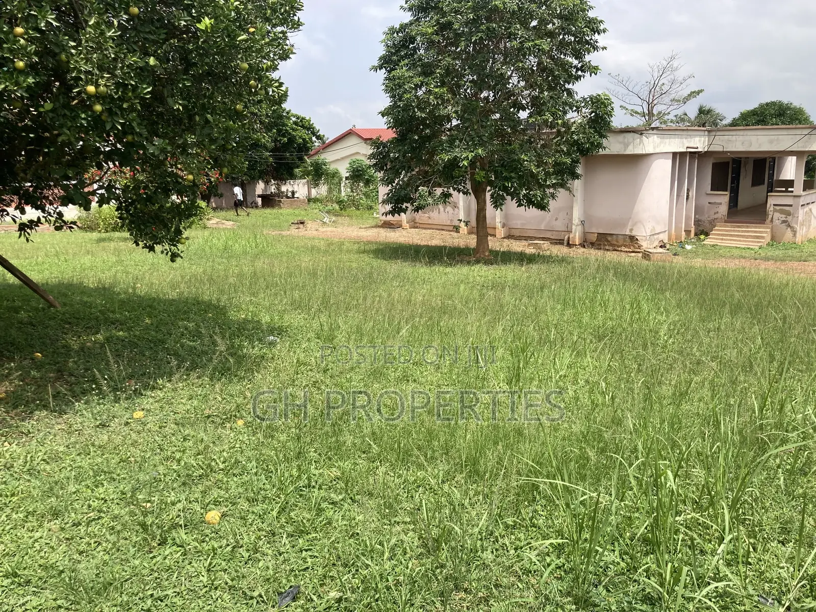 7bdrm House in Daban., Kumasi Metropolitan for sale