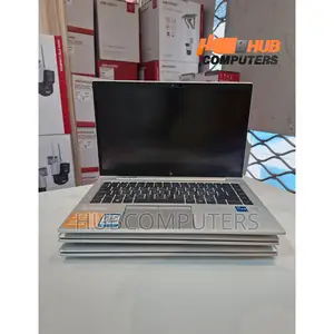 Photo - Laptop HP EliteBook 840 G8 16GB Intel Core I7 SSD 512GB