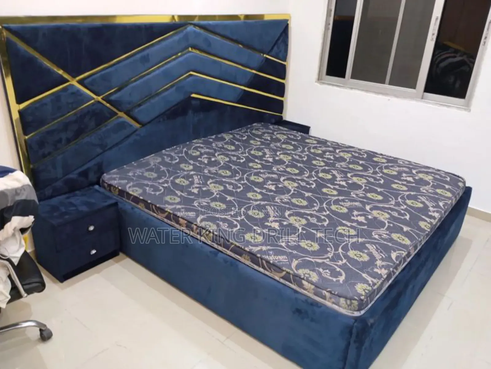 Durable Blue/Black And Gold Queen Size Bed Frames