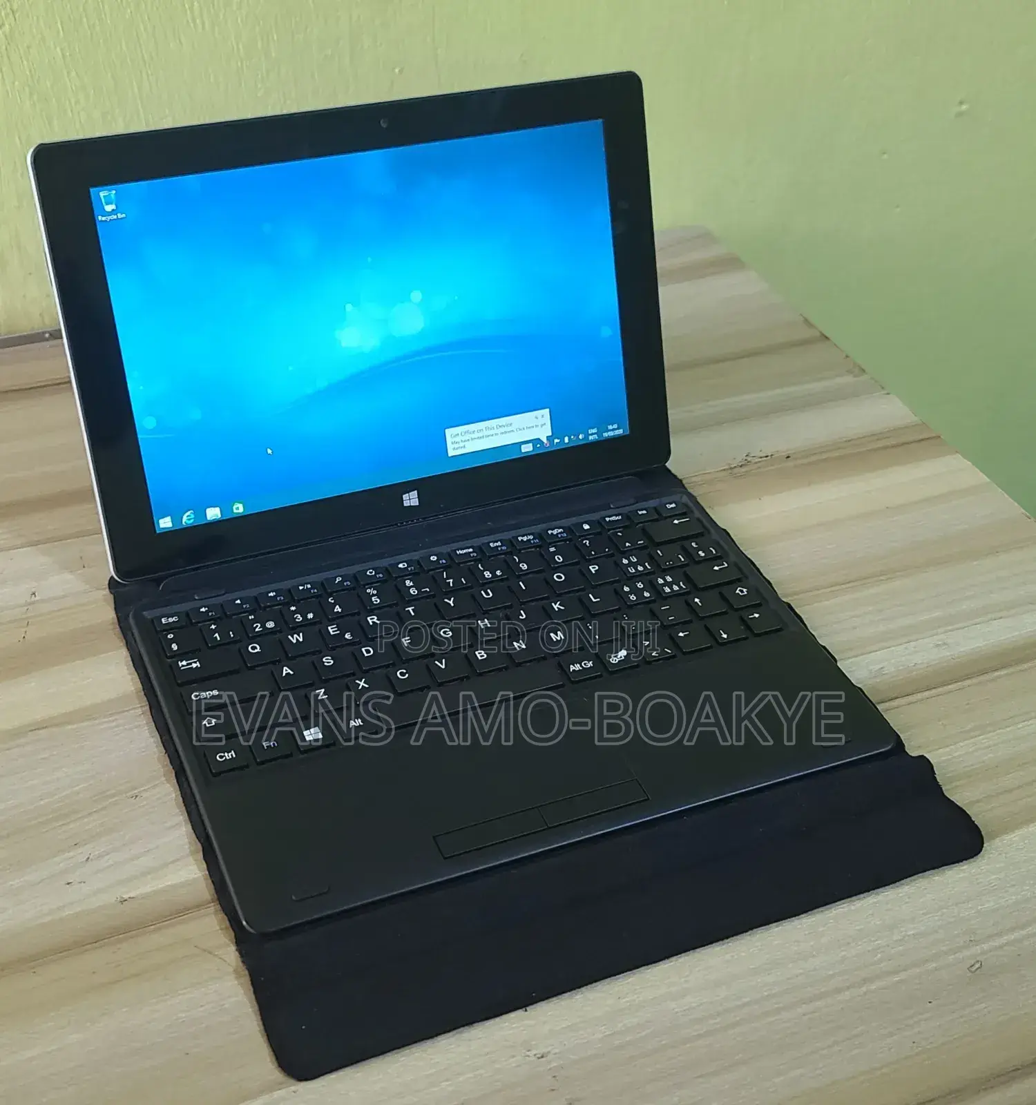 Laptop Trekstor 2GB Intel Atom eMMC 60GB
