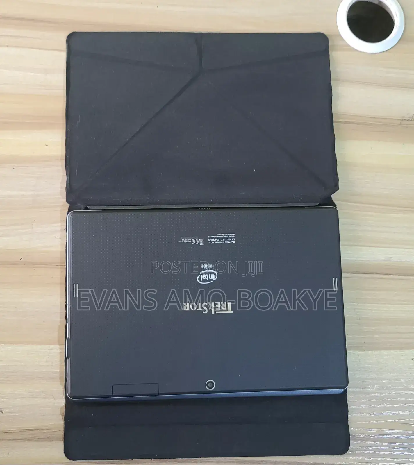 Laptop Trekstor 2GB Intel Atom eMMC 60GB