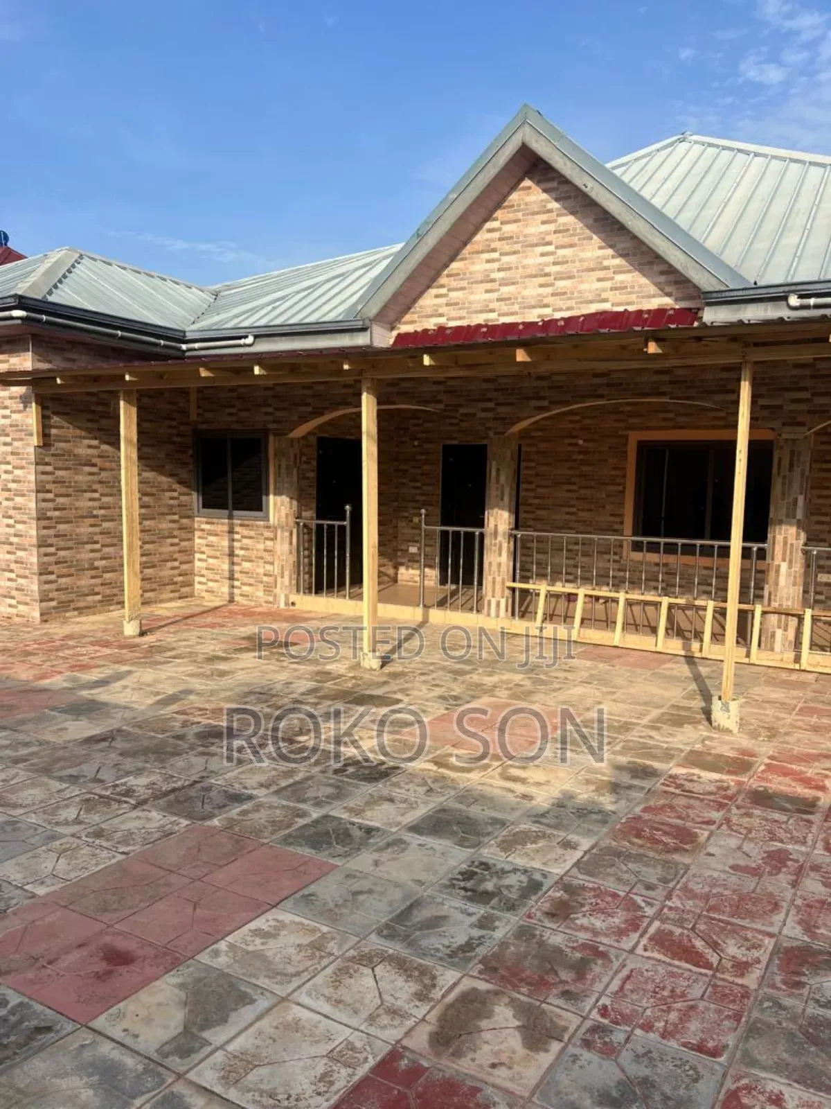 6bdrm House in Dr Roko, Accra Metropolitan for sale