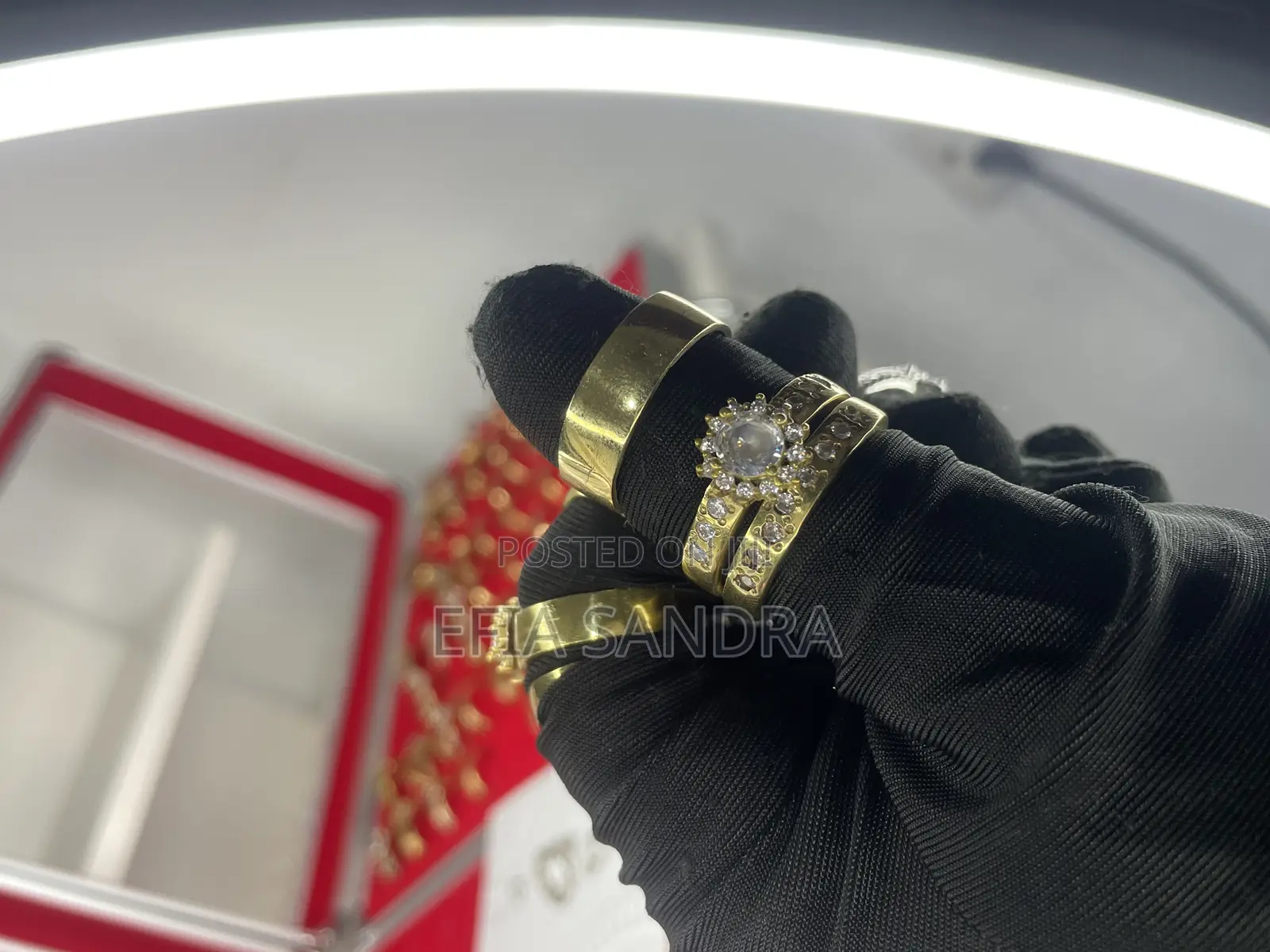 Quality Gold Dust Set Available in Stock