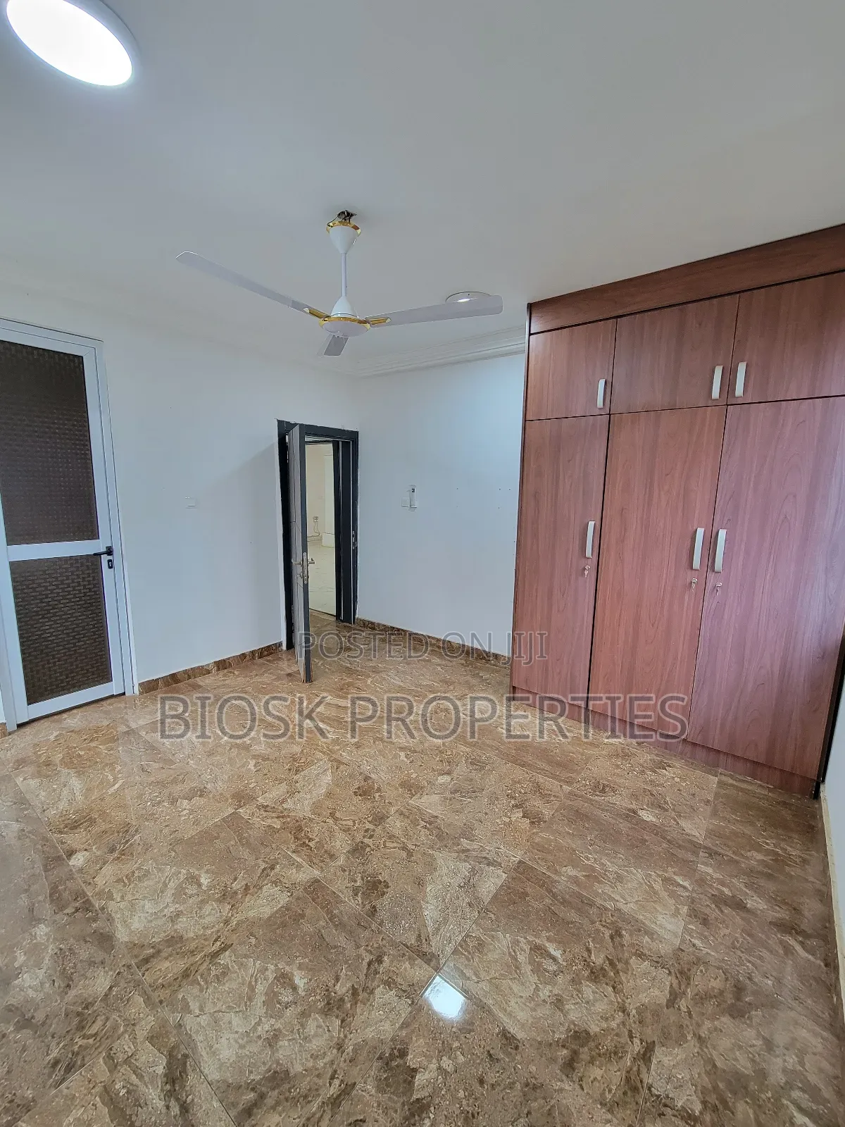 3bdrm Apartment in Biosk Properties, Oyibi for rent