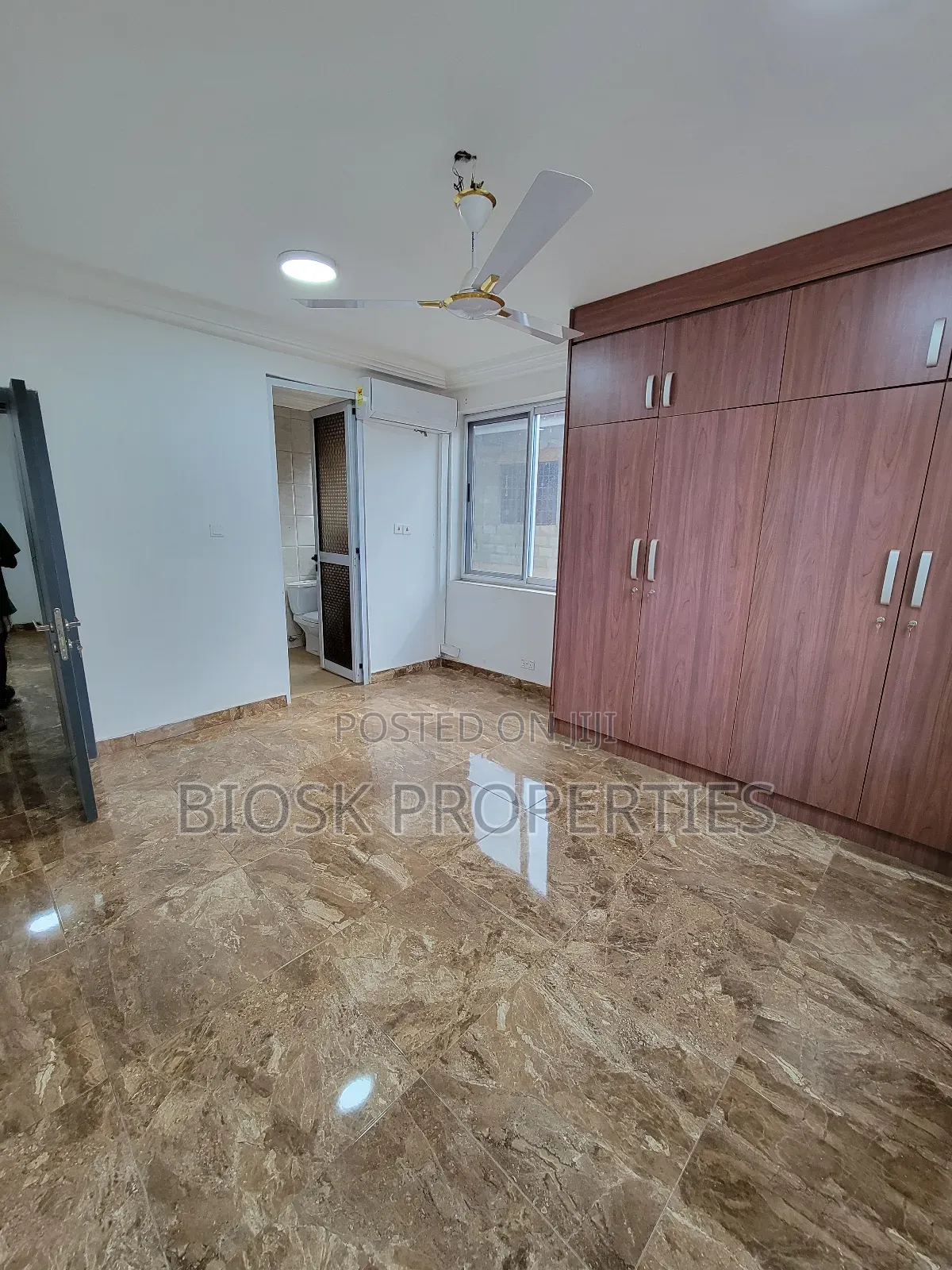 3bdrm Apartment in Biosk Properties, Oyibi for rent