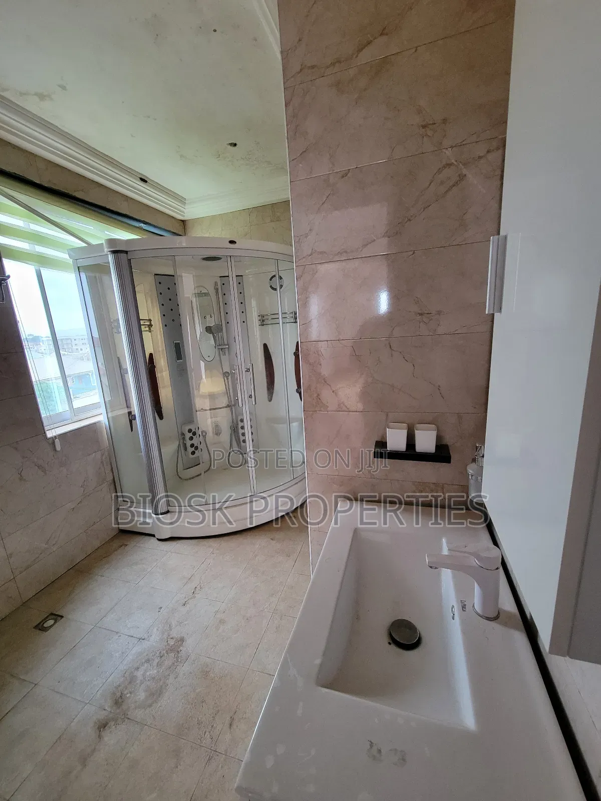 3bdrm Apartment in Biosk Properties, Oyibi for rent