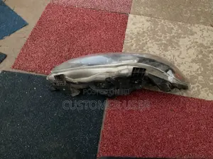 Toyota Corolla 2009 Left Headlight