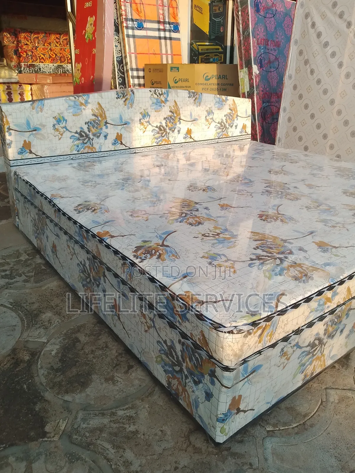 Complete Bed Foam Inbuilt (King Size)