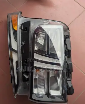 Santa Fe 2023 2024 Headlight With Charger
